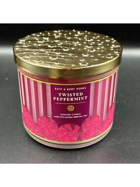 Bath & Body Works Candle TWISTED PEPPERMINT 3 Wick Brand New